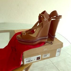 Brown wedges